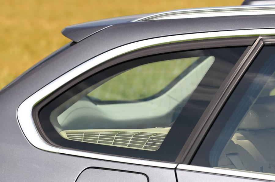  BMW 3-Series Sports Wagon 2014 года  (фото 34 из 48)